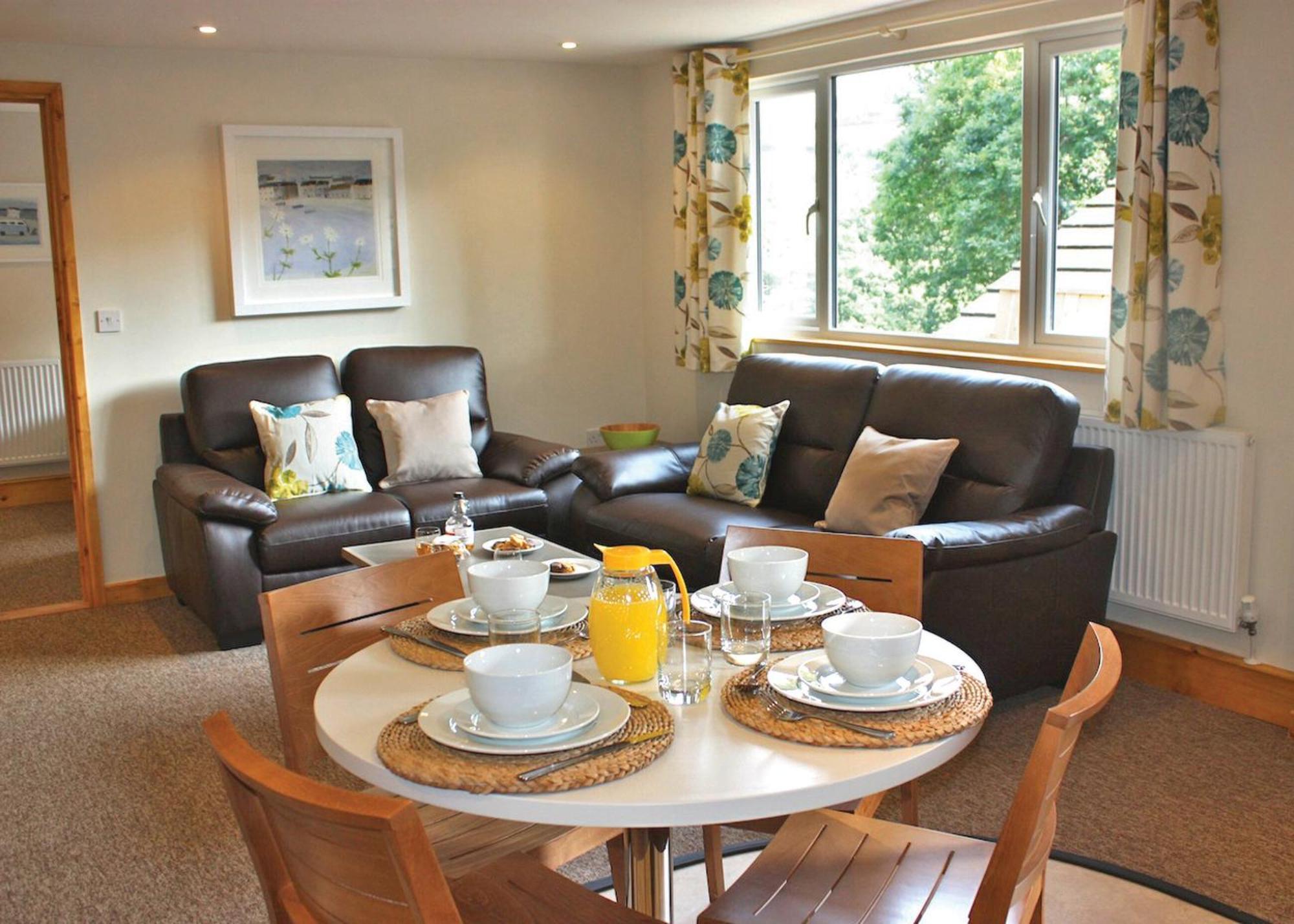 Ivyleaf Combe Lodges Stratton  객실 사진